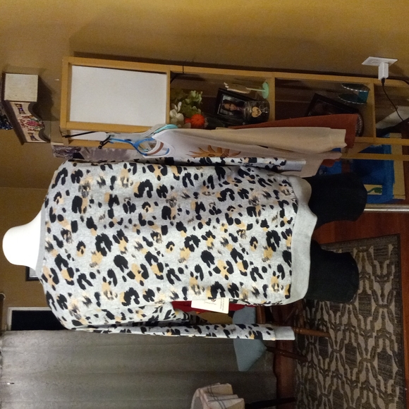 Secret treasures short set/top&bottoms - Picture 9 of 14